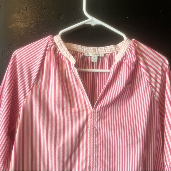 Free Assembly Women's V-Neck Peplum Top with Long Sleeves S Pink Stripes - Picture 6 of 14